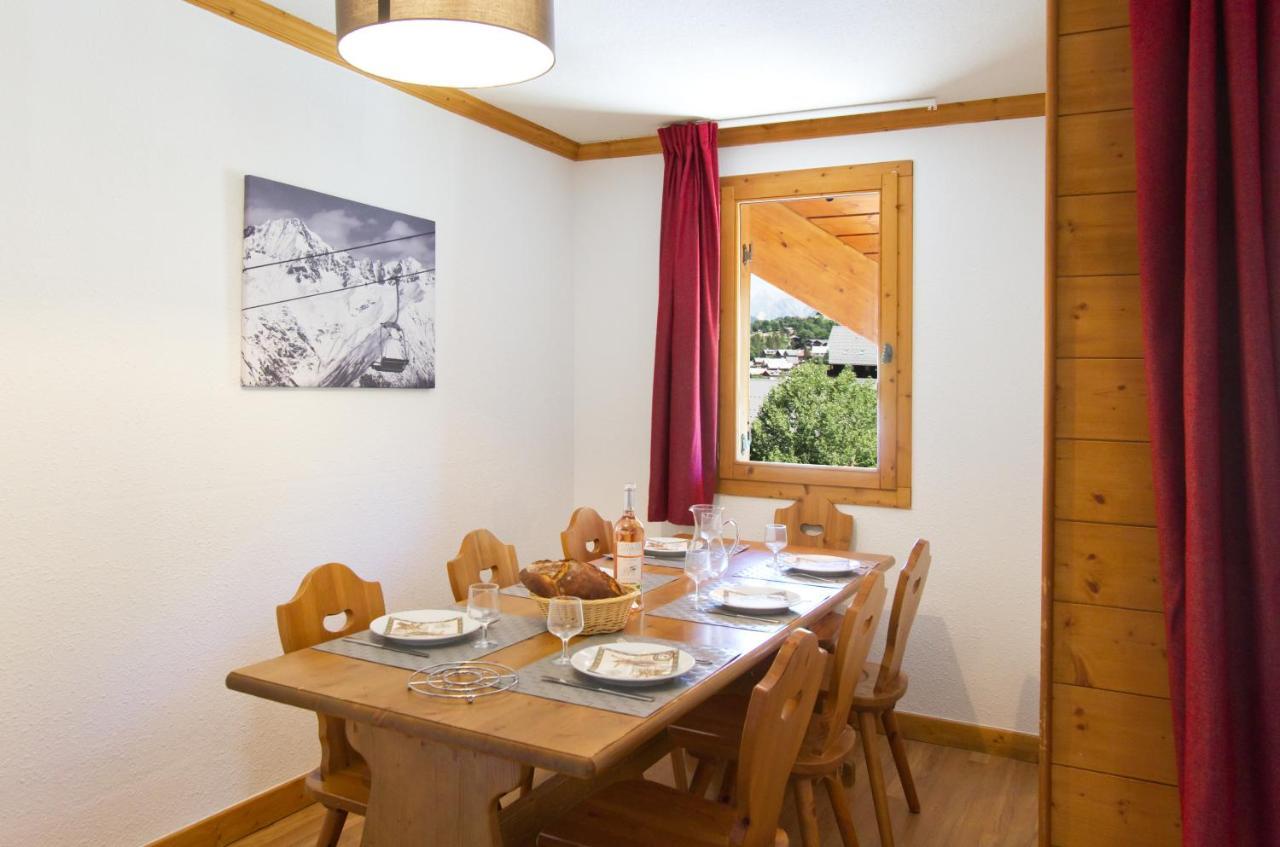 Residence Odalys Le Hameau Et Les Chalets De La Vallee D'Or 瓦卢瓦尔 外观 照片
