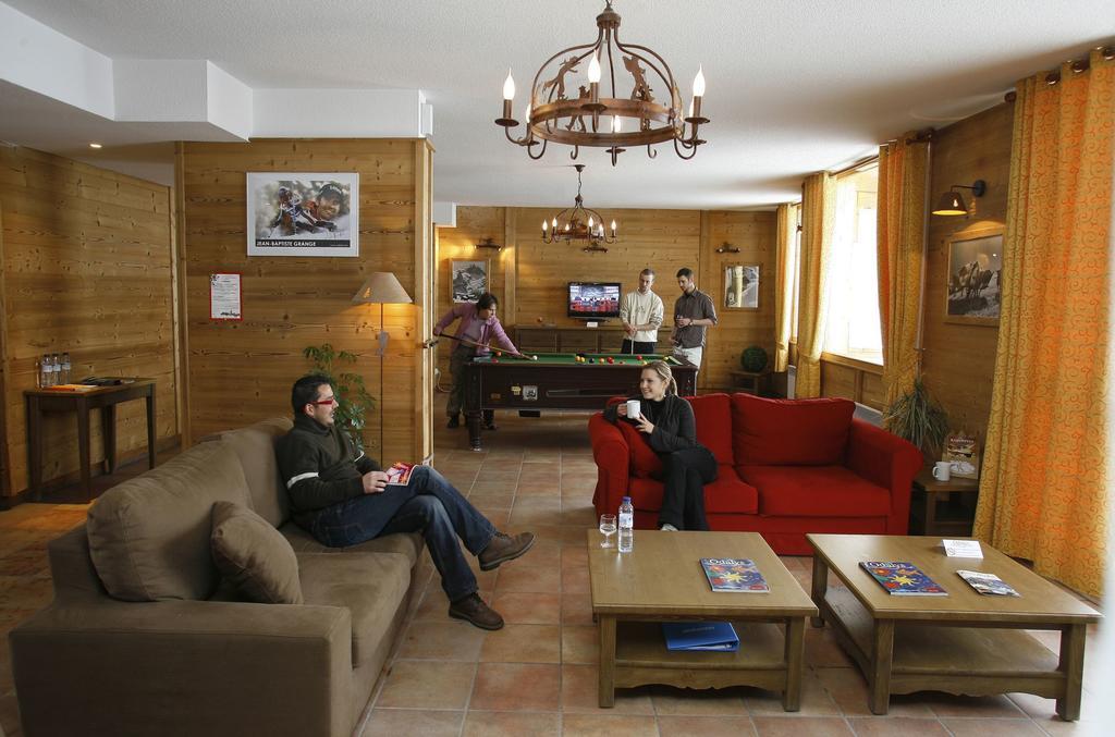 Residence Odalys Le Hameau Et Les Chalets De La Vallee D'Or 瓦卢瓦尔 外观 照片