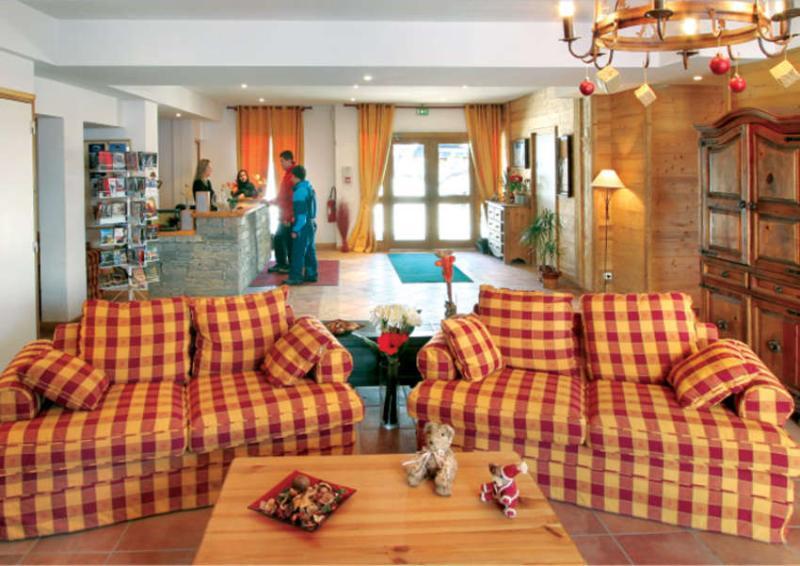 Residence Odalys Le Hameau Et Les Chalets De La Vallee D'Or 瓦卢瓦尔 外观 照片